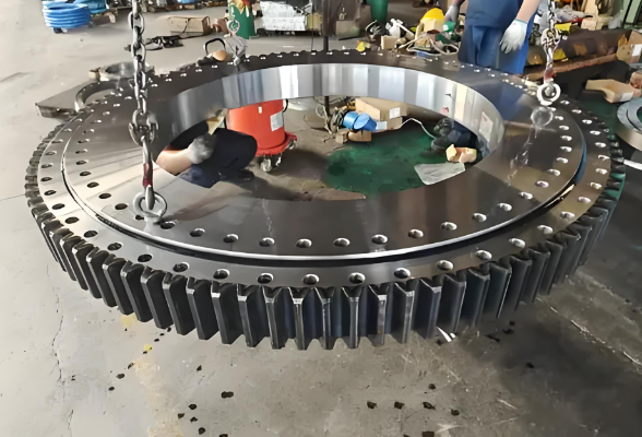 Bốn yếu tố quan trọng cần xem xét khi lựa chọn vòng bi xoay phù hợp